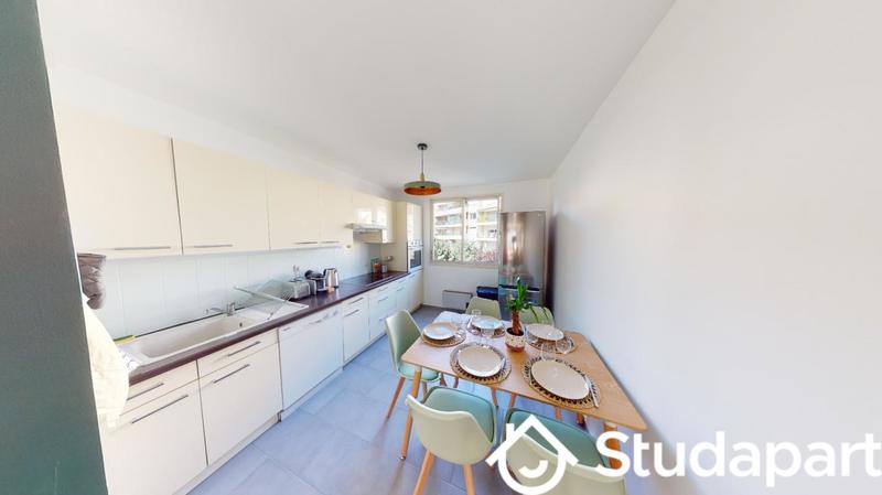 Chambre - 12 m² - 1 pièce