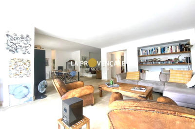 Villa - 202 m² - 6 pièces