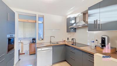 Appartement - 85 m² - 4 pièces