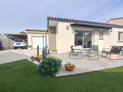 Villa - 90 m² - 4 pièces