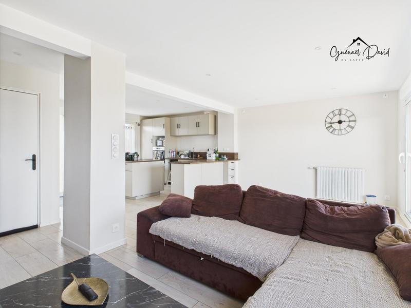 Maison - 110 m² - 5 pièces