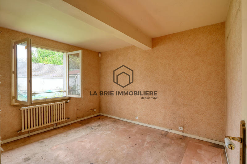 Maison - 179 m² - 6 pièces