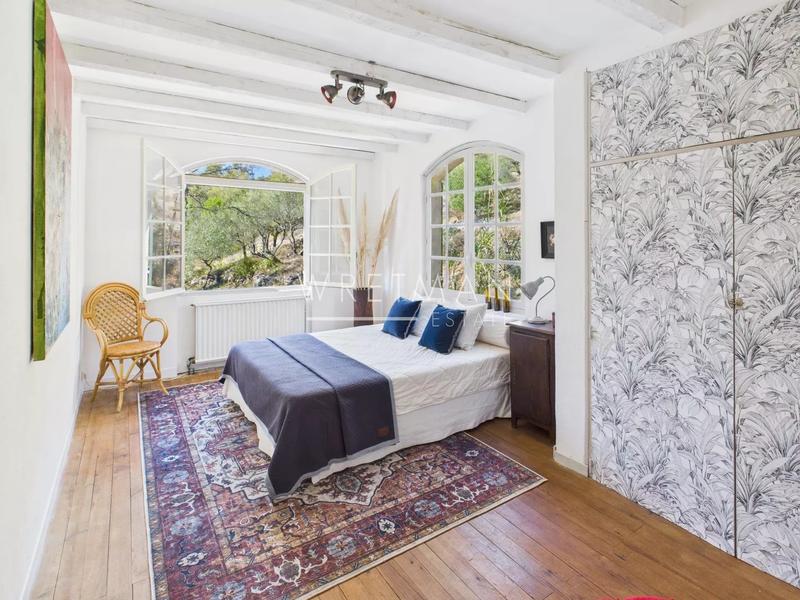 Villa - 177 m² - 7 pièces