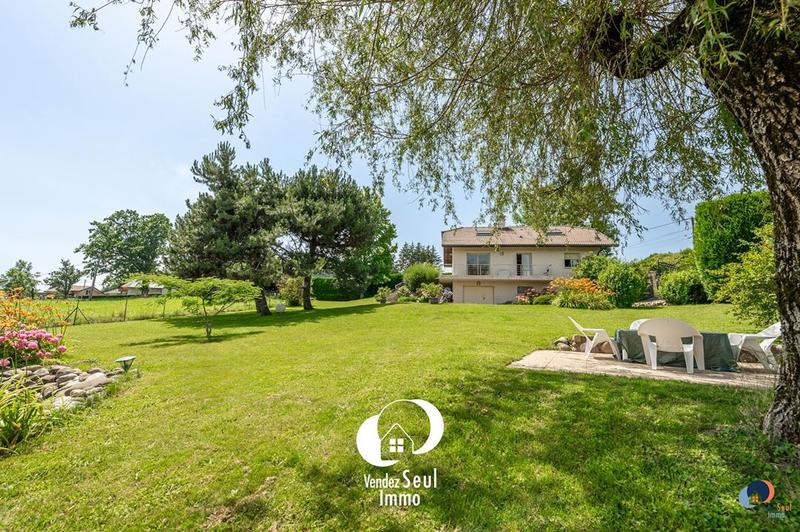 Maison traditionnelle - 135 m² - 5 pièces