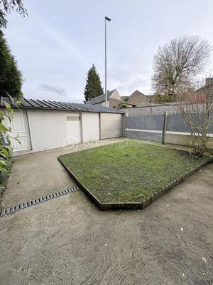 Maison de ville - 85 m² - 6 pièces