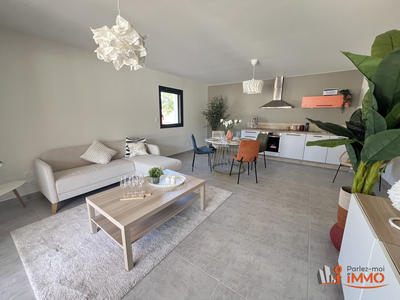 Appartement - 92 m² - 4 pièces