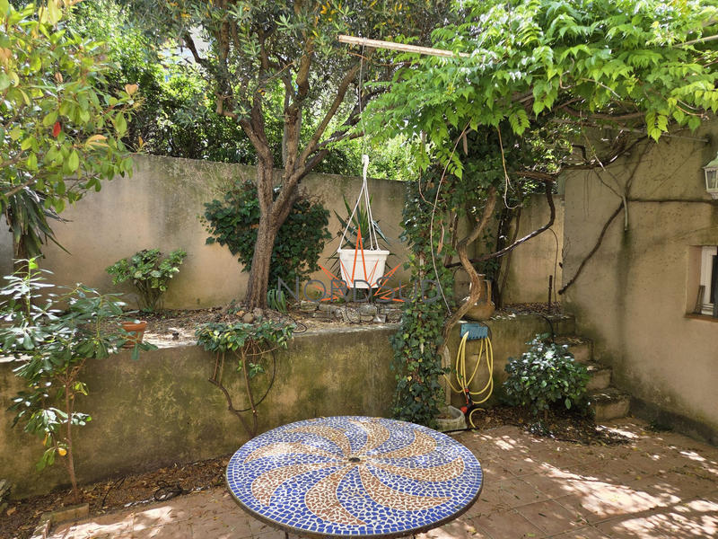 Villa - 90 m² - 4 pièces