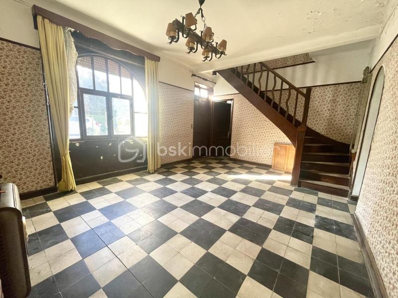 Maison - 129 m² - 7 pièces