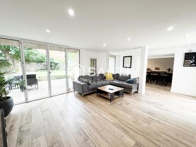 Ferme - 300 m² - 6 pièces