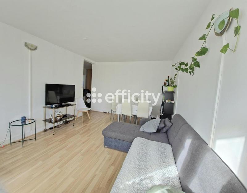 Appartement - 70 m² - 4 pièces