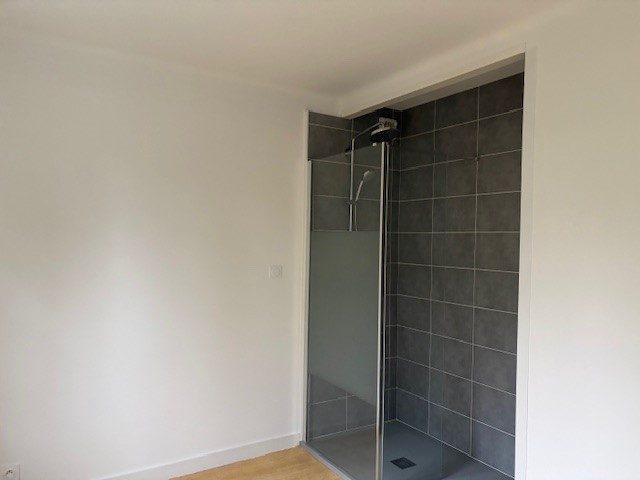 Maison - 101 m² - 5 pièces