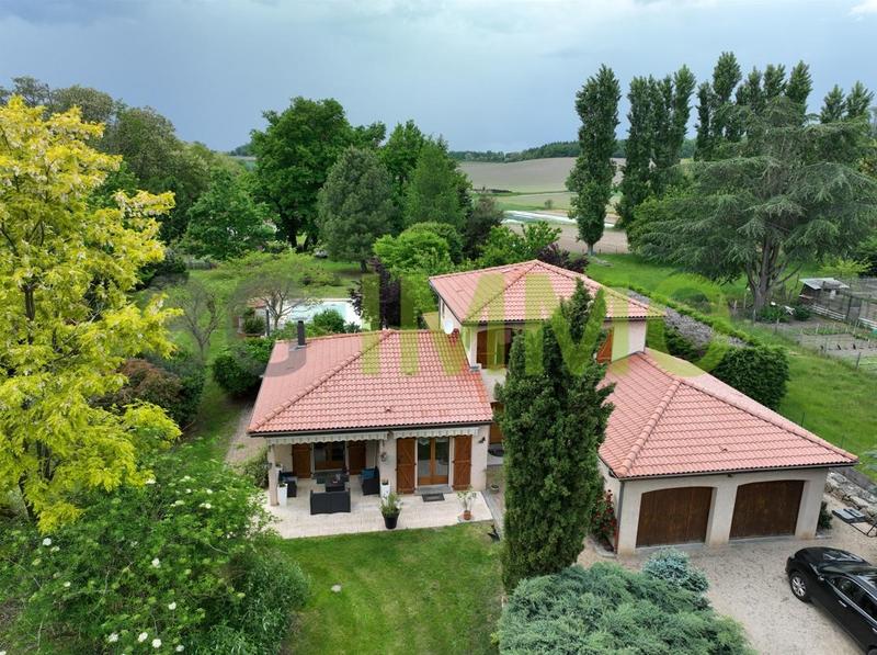 Maison - 135 m² - 5 pièces