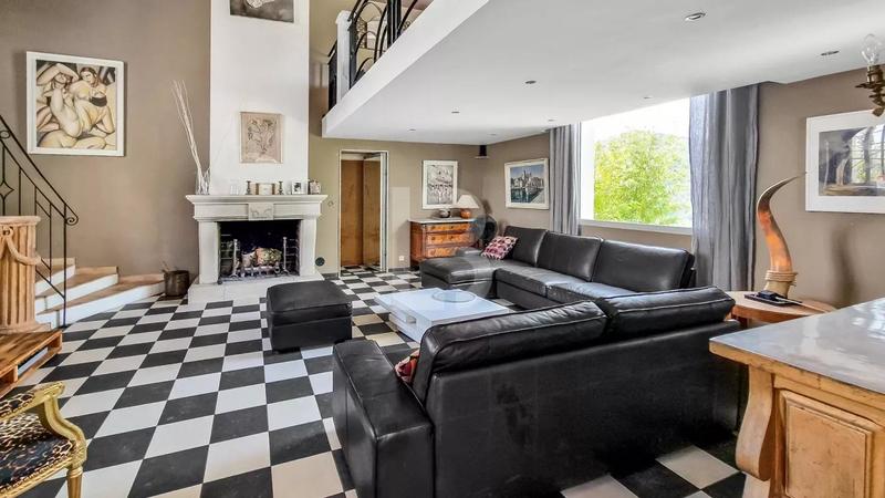 Villa - 290 m² - 8 pièces