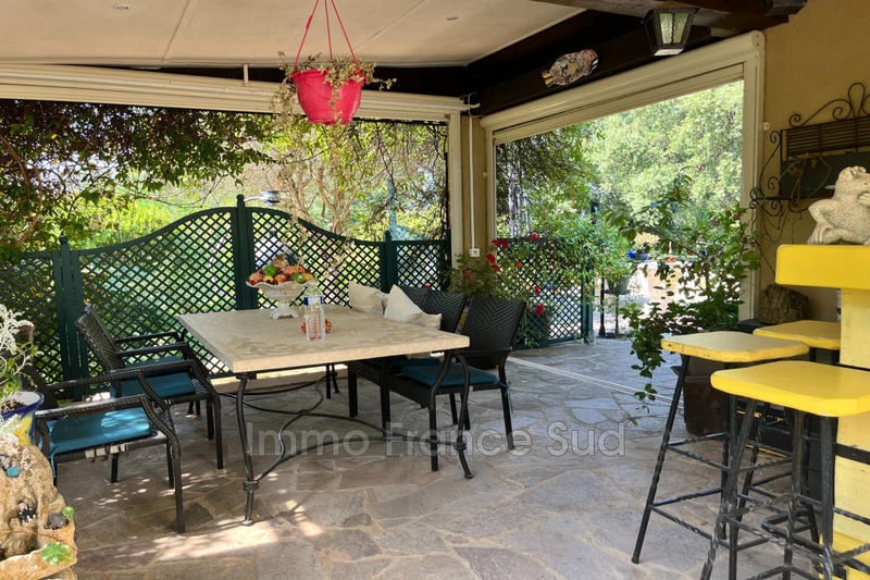 Villa - 120 m² - 6 pièces