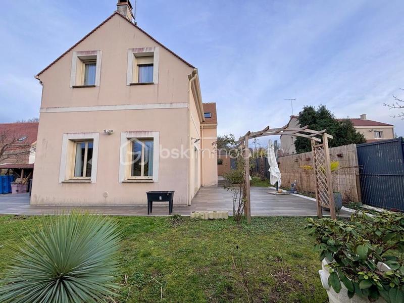 Maison d'architecte - 131 m² - 6 pièces