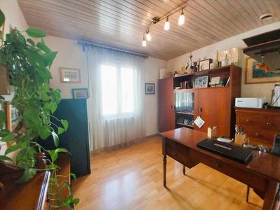 Maison - 94 m² - 5 pièces