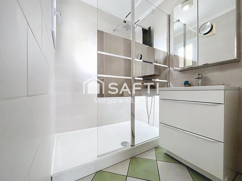 Maison - 111 m² - 5 pièces