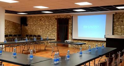 Fonds de commerce - 1 500 m²