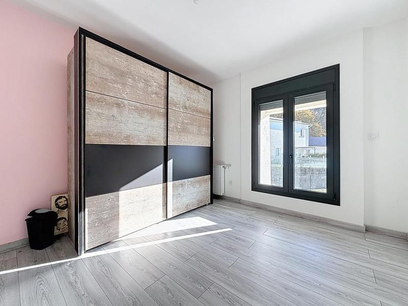 Maison - 195 m² - 6 pièces