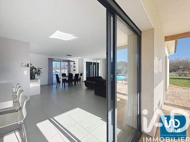 Maison - 136 m² - 8 pièces