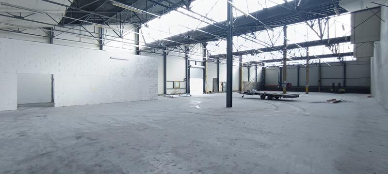Entrepôt - 997 m² - 1 pièce