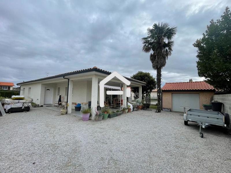 Maison - 96 m² - 4 pièces