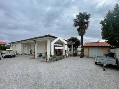 Maison - 96 m² - 4 pièces