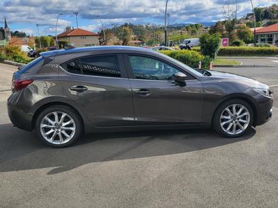 Mazda 3 1.5 skyactive Diesel 105 selection