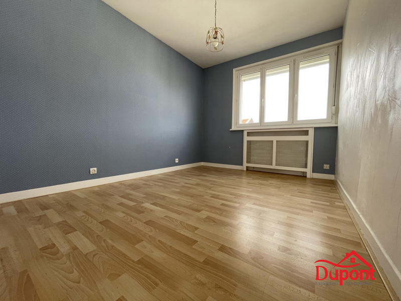 Appartement - 104 m² - 7 pièces