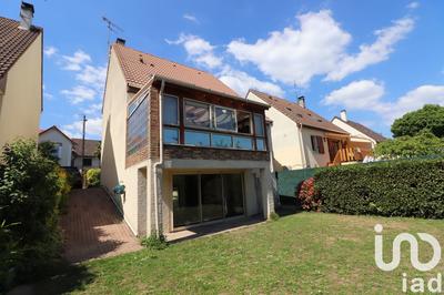 Maison - 91 m² - 5 pièces