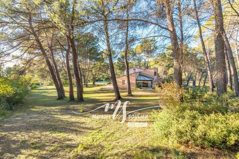 Maison - 194 m² - 7 pièces