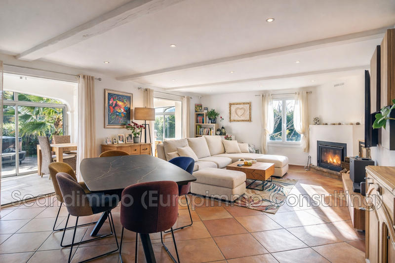Maison - 185 m² - 6 pièces