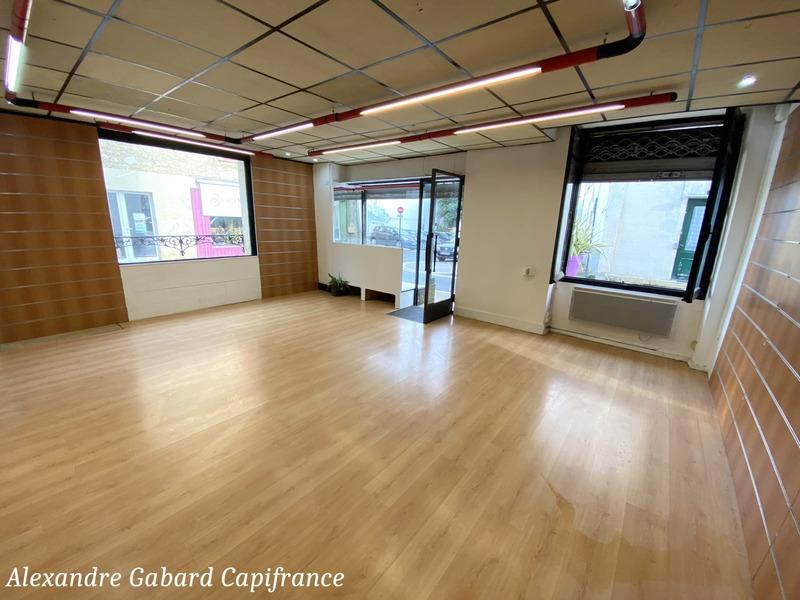 Immeuble - 117 m² - 7 pièces