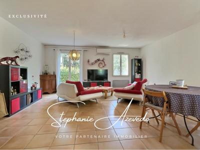 Maison jumelée - 85 m² - 4 pièces