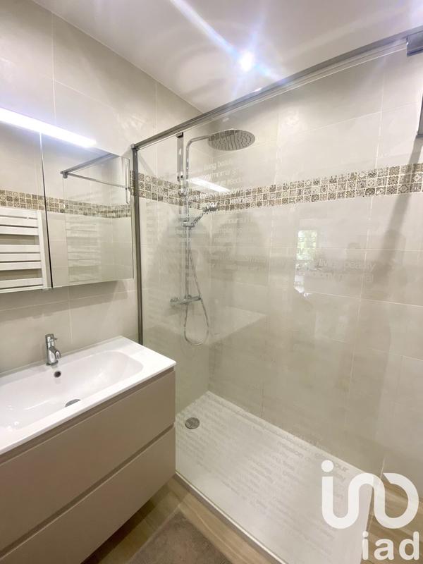 Appartement - 99 m² - 4 pièces