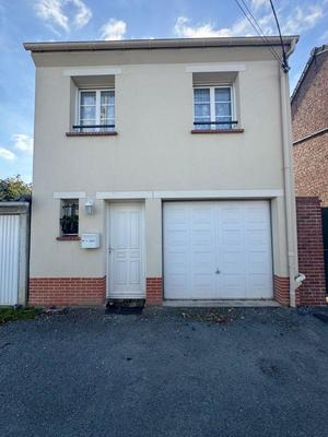 Maison - 87 m² - 4 pièces