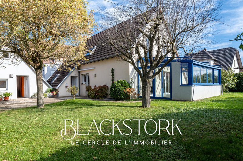 Maison - 202 m² - 6 pièces