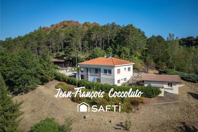 Maison - 174 m² - 5 pièces