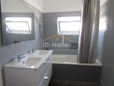 Maison - 98 m² - 5 pièces