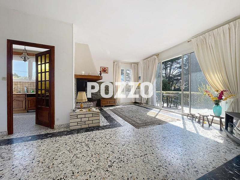 Maison - 160 m² - 8 pièces