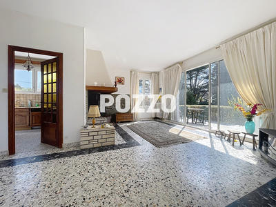 Maison - 160 m² - 8 pièces