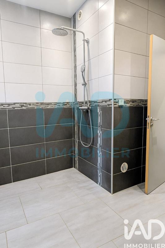 Maison - 175 m² - 8 pièces