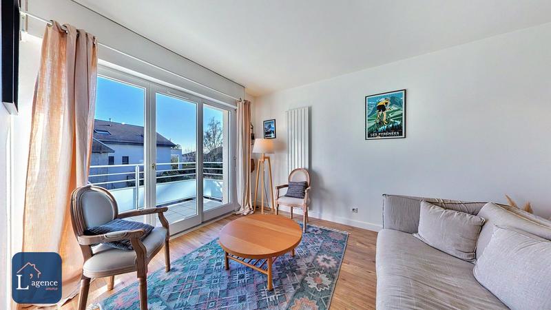 Appartement - 79 m² - 3 pièces