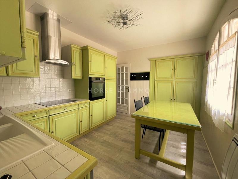 Maison de domaine équestre - 345 m² - 7 pièces