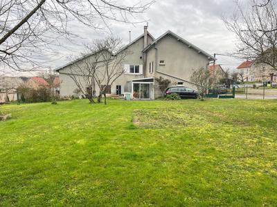 Maison - 147 m² - 6 pièces