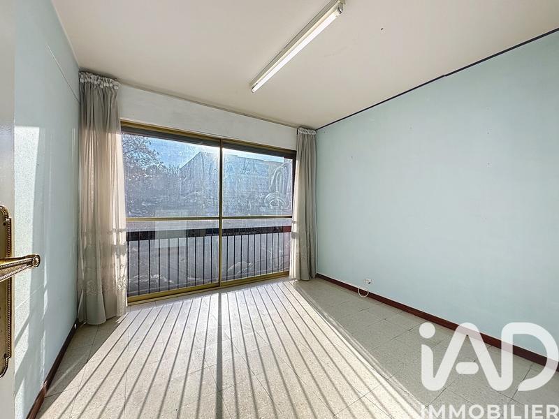 Appartement - 100 m² - 5 pièces