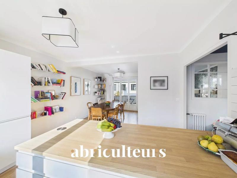 Appartement - 107 m² - 5 pièces