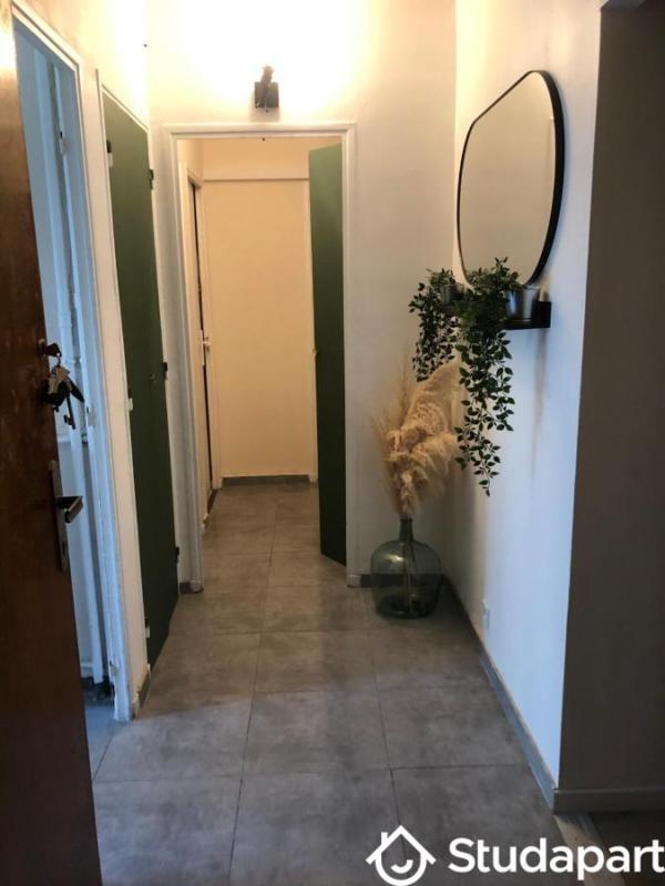 Chambre - 12 m² - 1 pièce