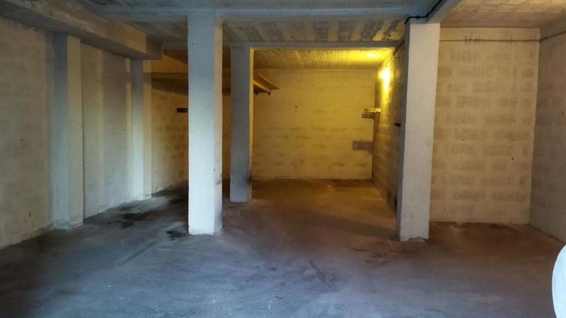 Parking / Garage - 50 m²