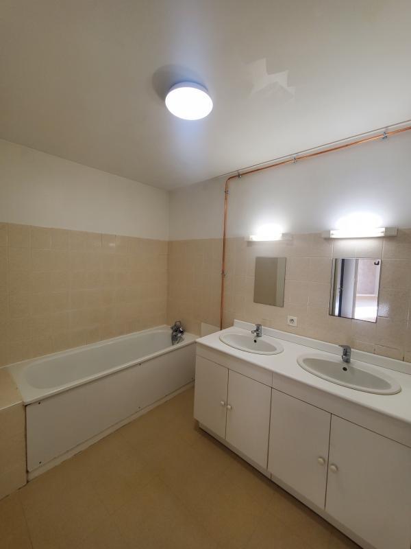 Appartement ancien - 80 m² - 4 pièces